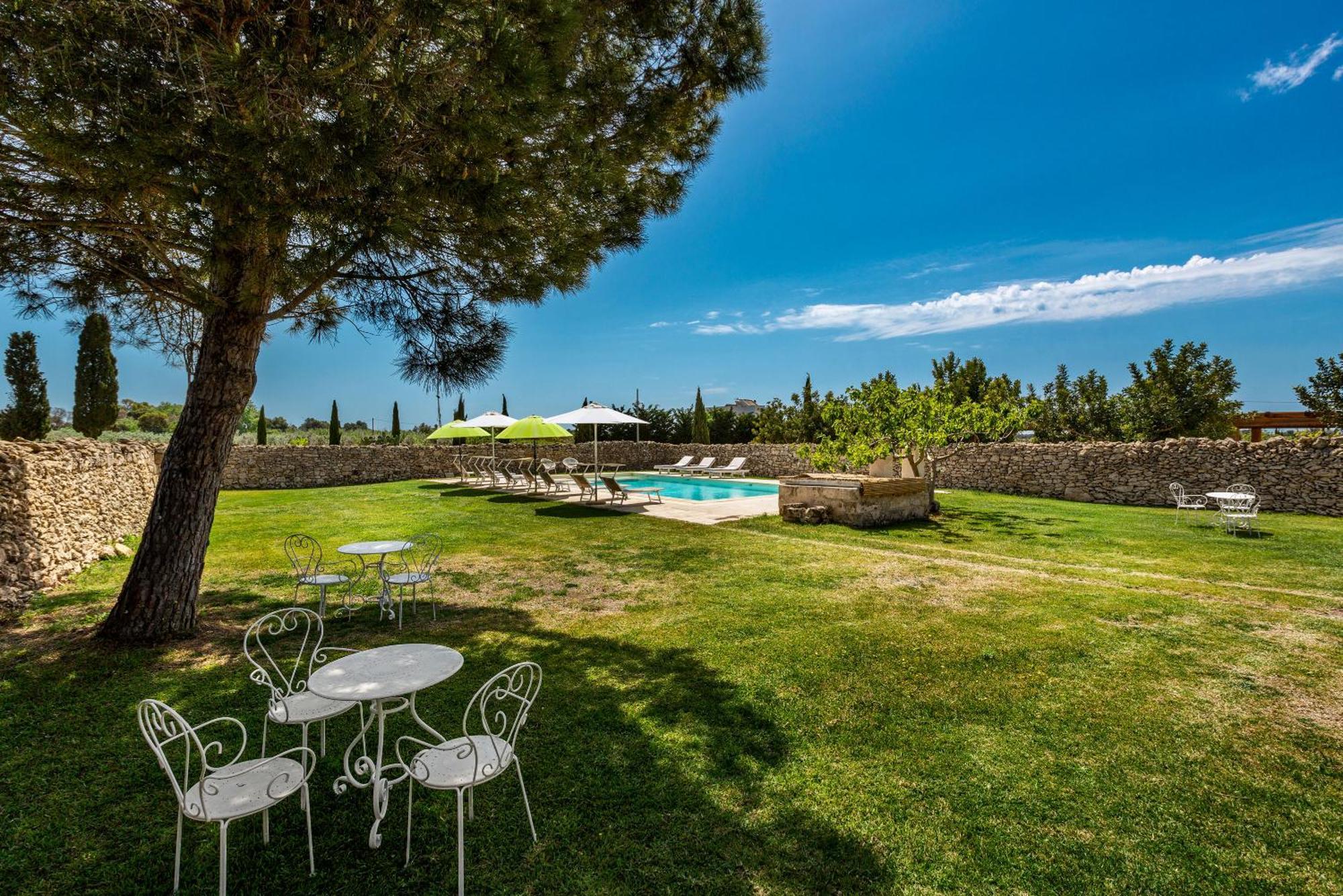 Masseria Li Capperi By Perle Di Puglia 알레지오 외부 사진